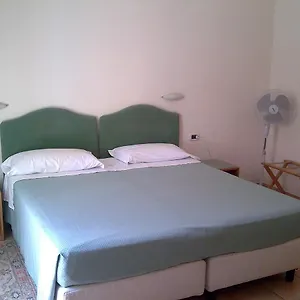 ** Hotel Pescetto Italia