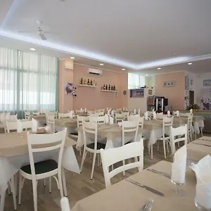** Hotel Madrid Italia